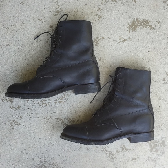 narrow lace up boots